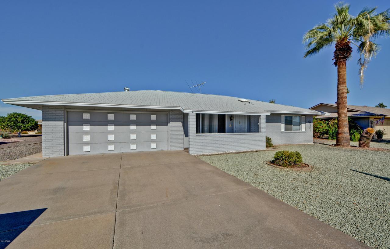 9818 W Terrace Ln., Sun City, AZ 85373