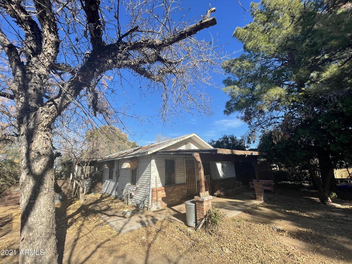 3250 E Vineyard Rd., Phoenix, AZ 85042