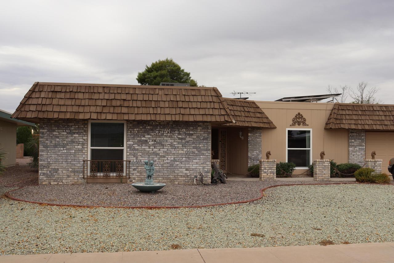 11101 W Palmeras Dr., Sun City, AZ 85373