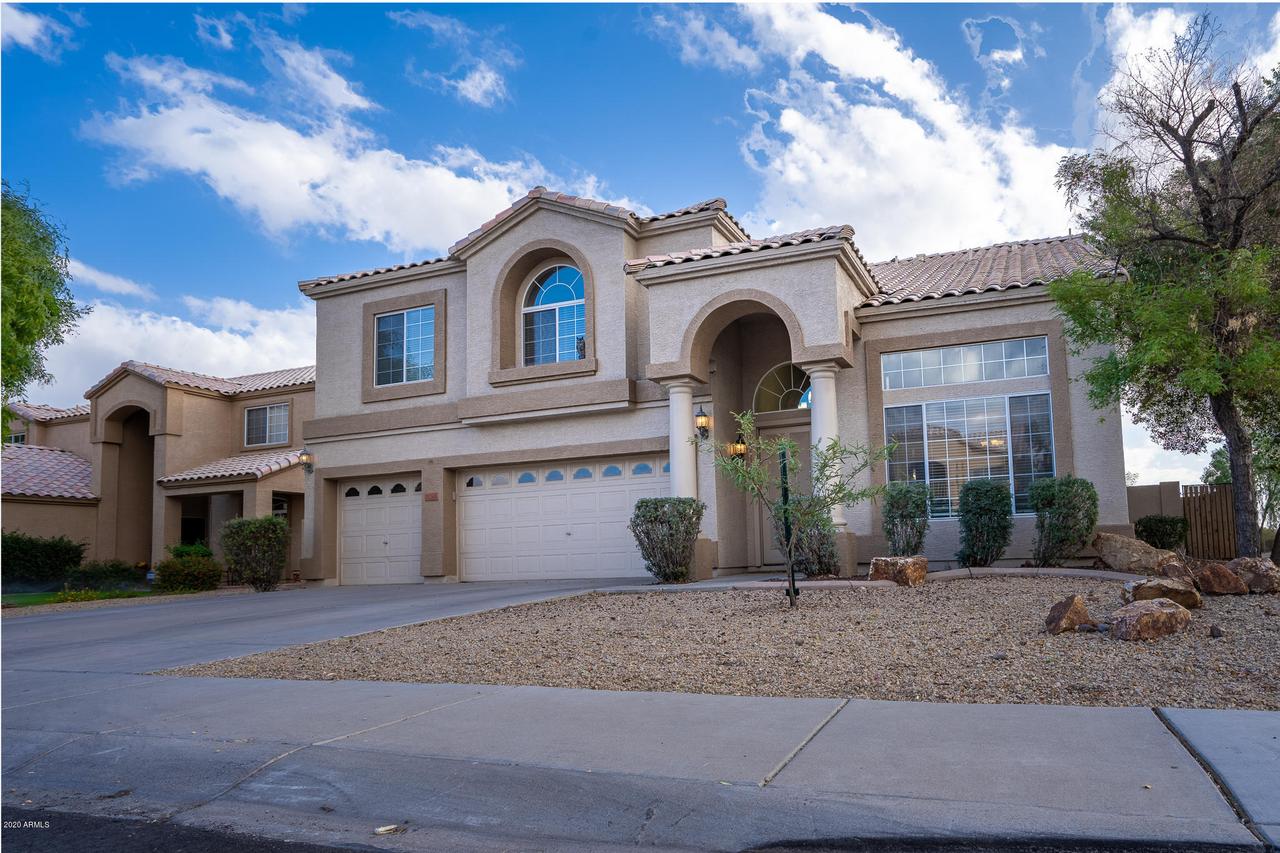 7425 W Willow Ave., Peoria, AZ 85381