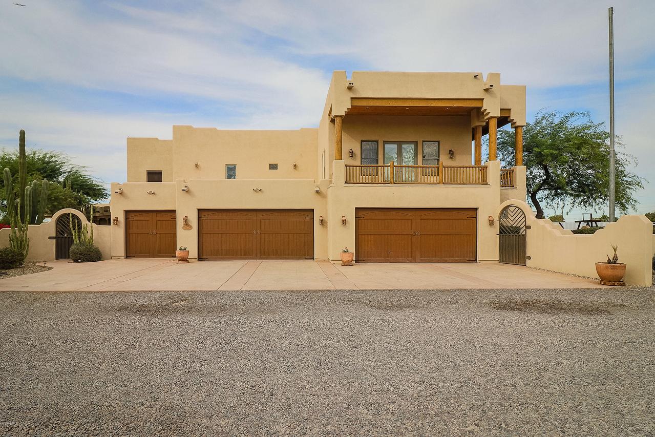 3835 S 67th Ave., Phoenix, AZ 85043