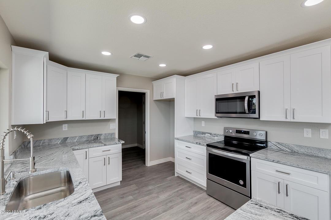 1752 S Palmer, Mesa, AZ 85210