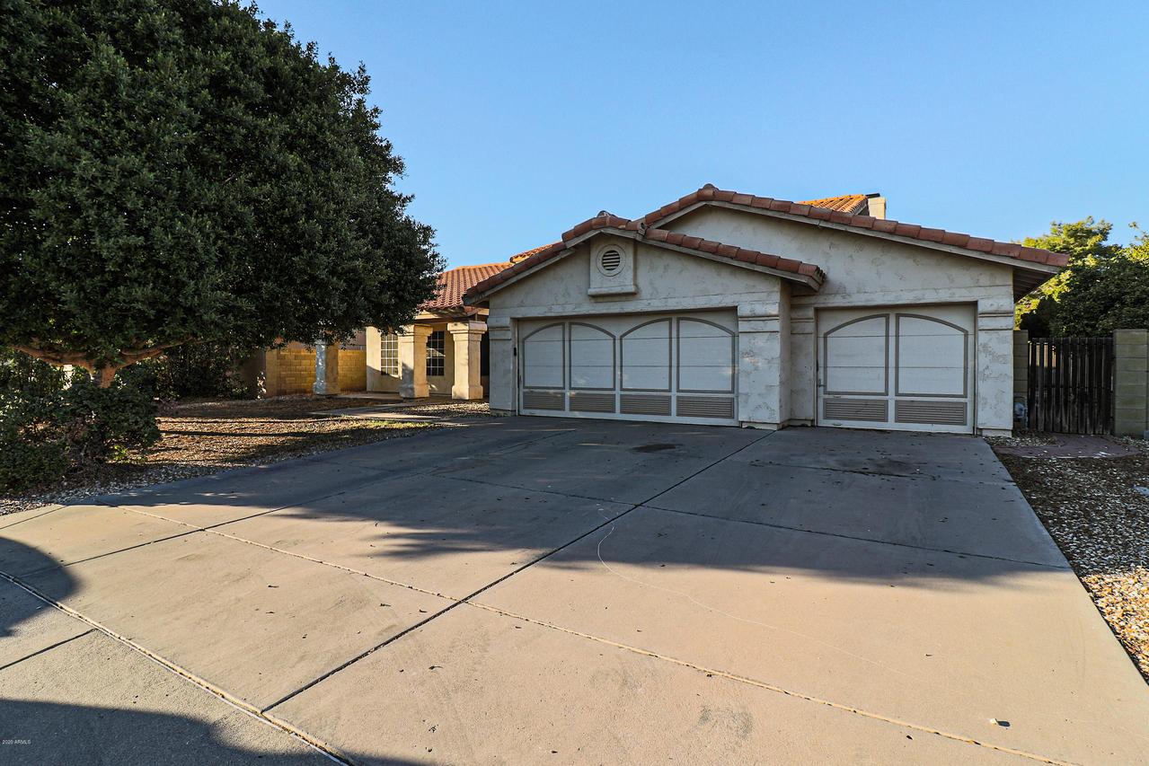 7044 W Charter Oak Rd., Peoria, AZ 85381