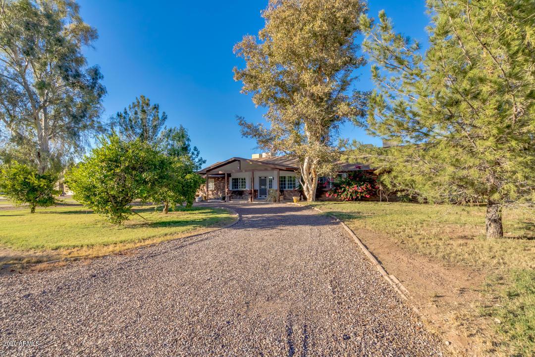 842 E Harwell Rd., Gilbert, AZ 85234