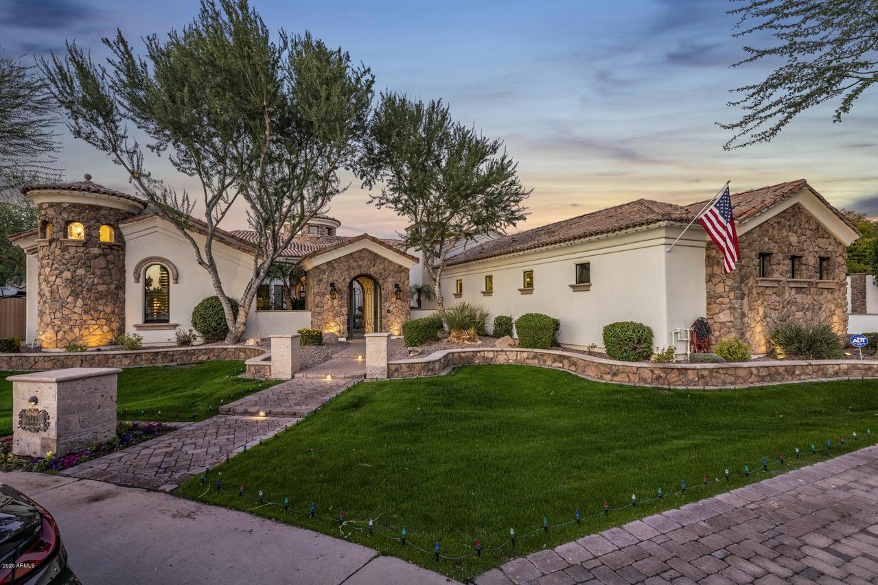 2196 E Champagne Pl., Chandler, AZ 85249