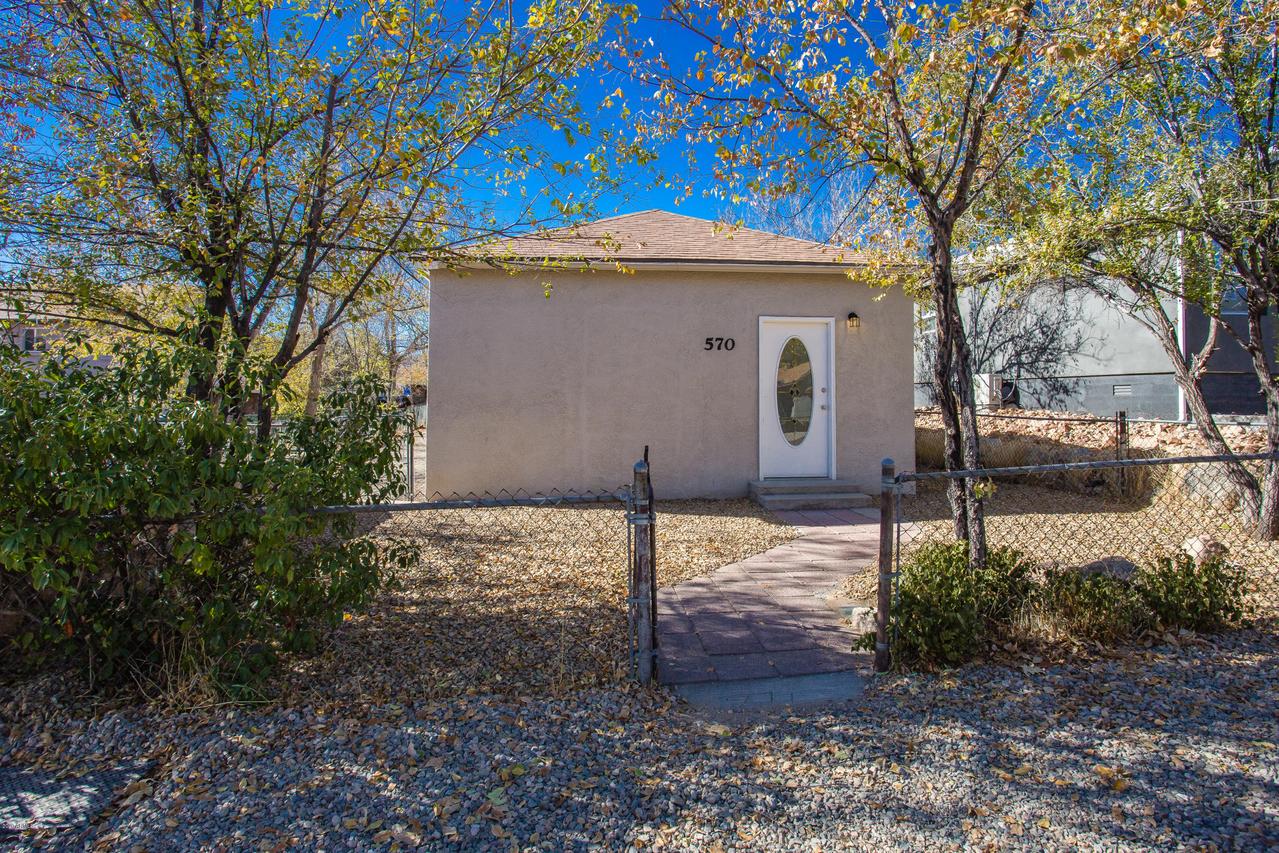 570 Lincoln Ave., Prescott, AZ 86301