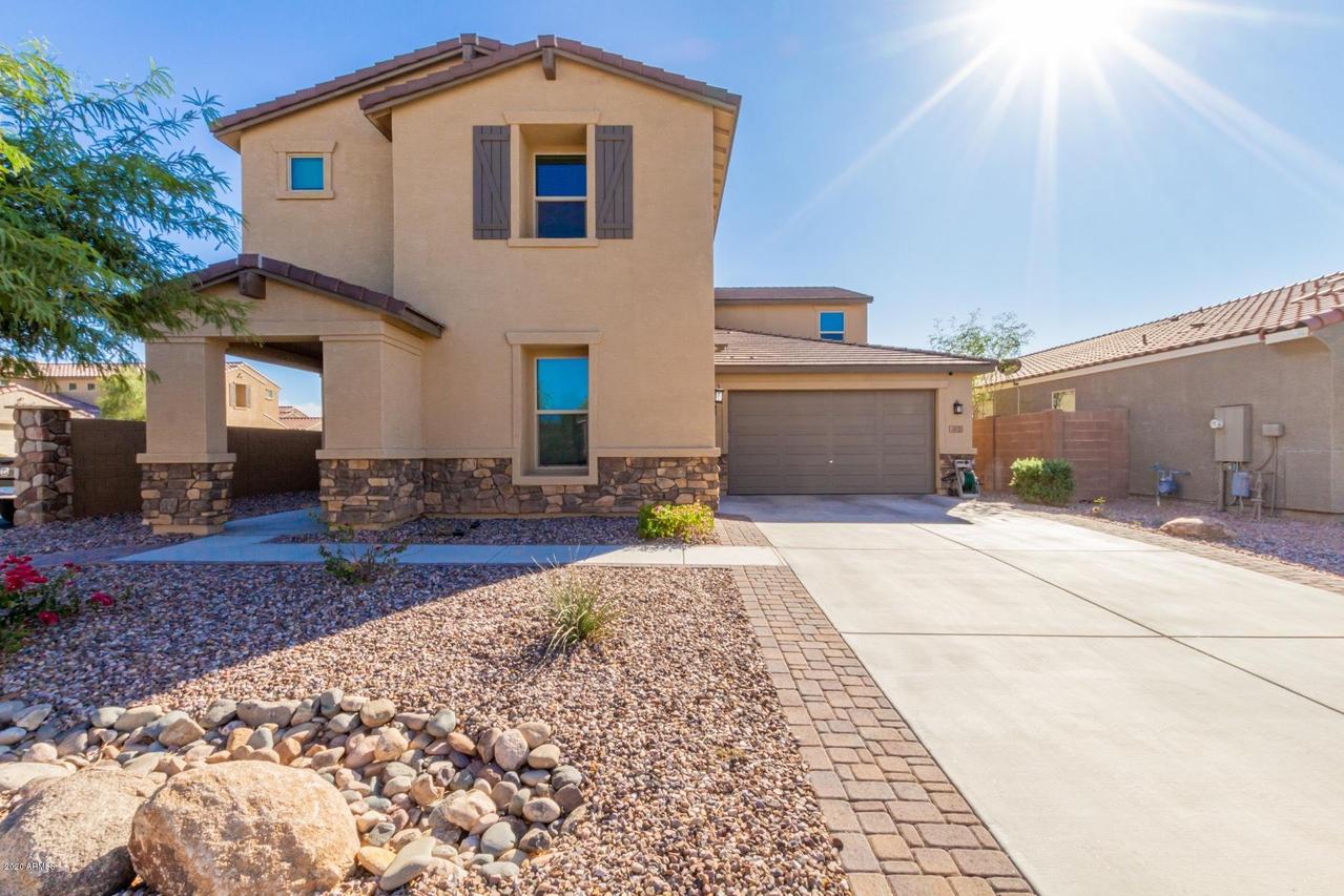 1013 W Blue Ridge Dr., San Tan Valley, AZ 85140