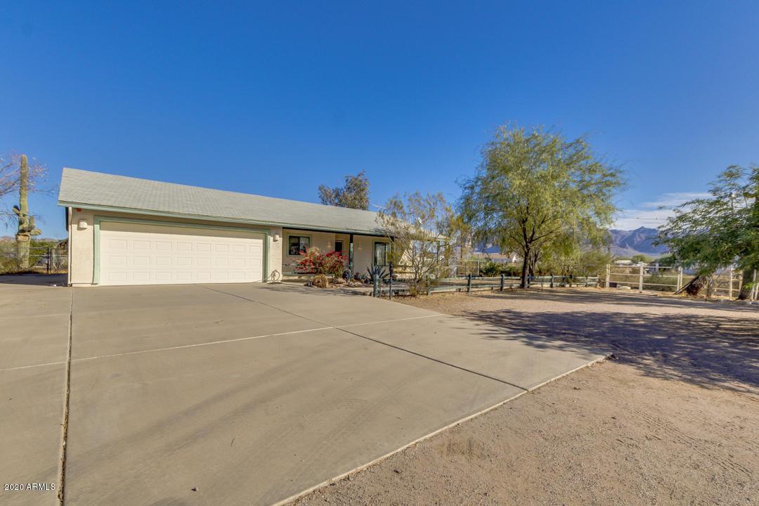 2250 E 4th Ave., Apache Junction, AZ 85119