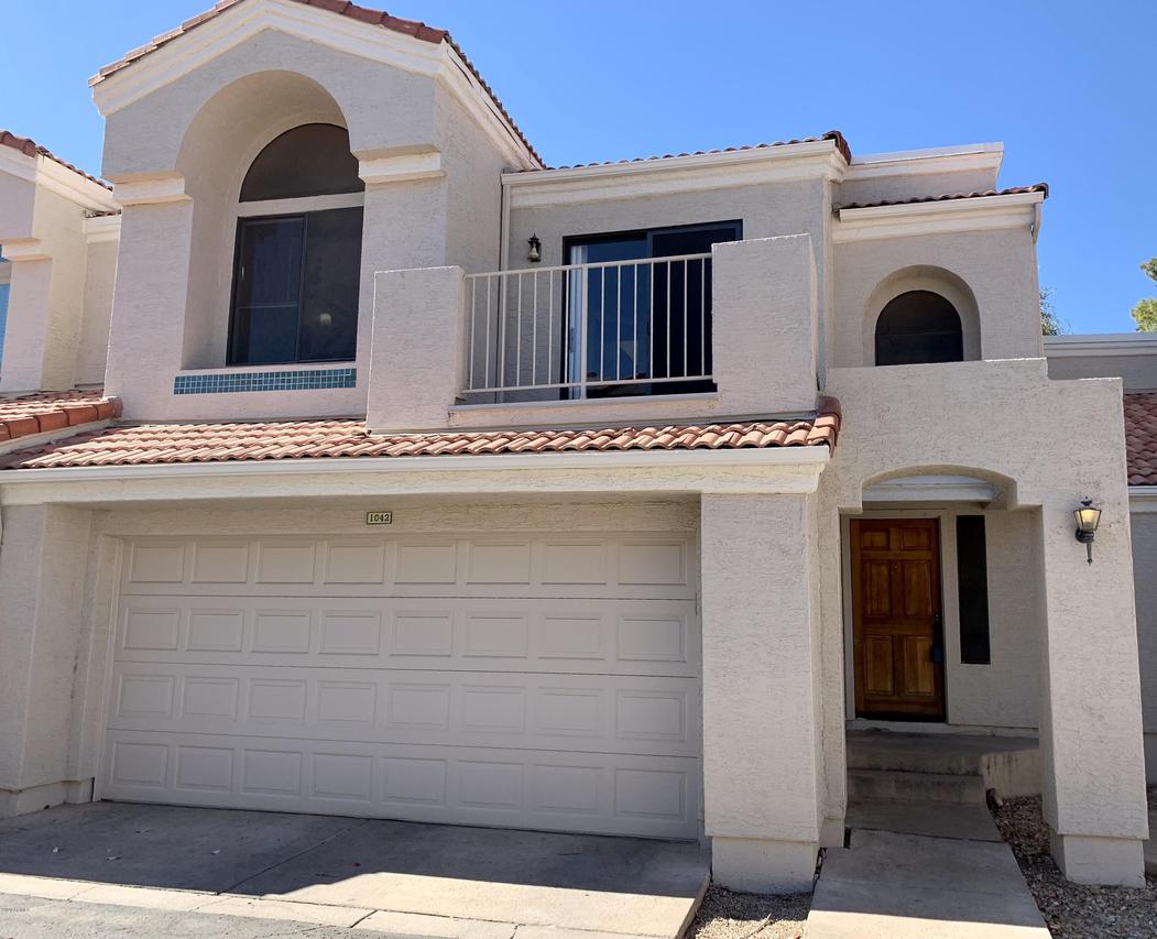1042 E Louis Way, Tempe, AZ 85284