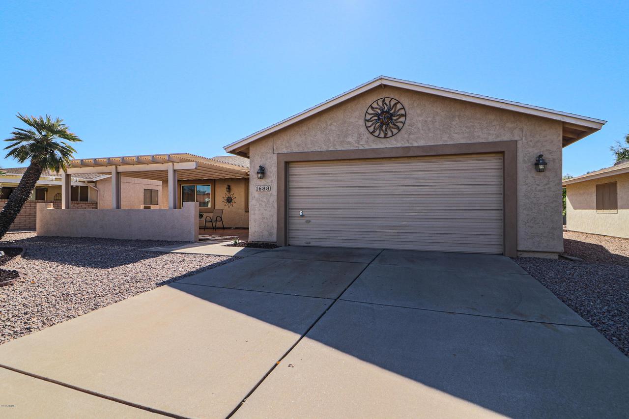 1688 Leisure World, Mesa, AZ 85206