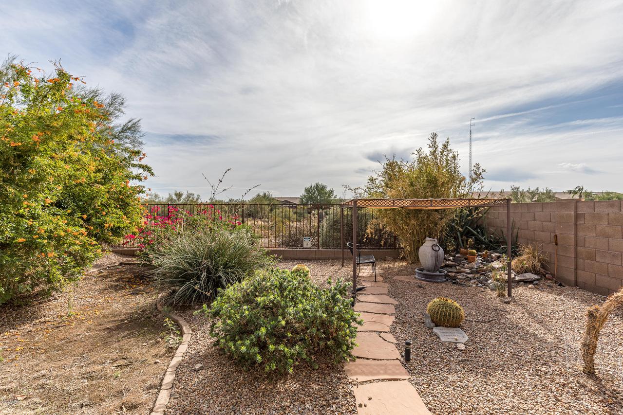 10523 E Second Water Tr., Gold Canyon, AZ 85118