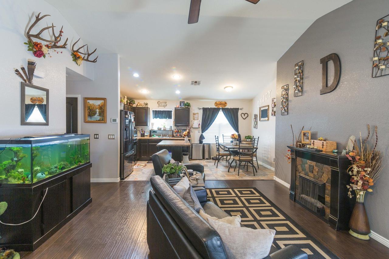 4059 E Aragonite Ln., San Tan Valley, AZ 85143