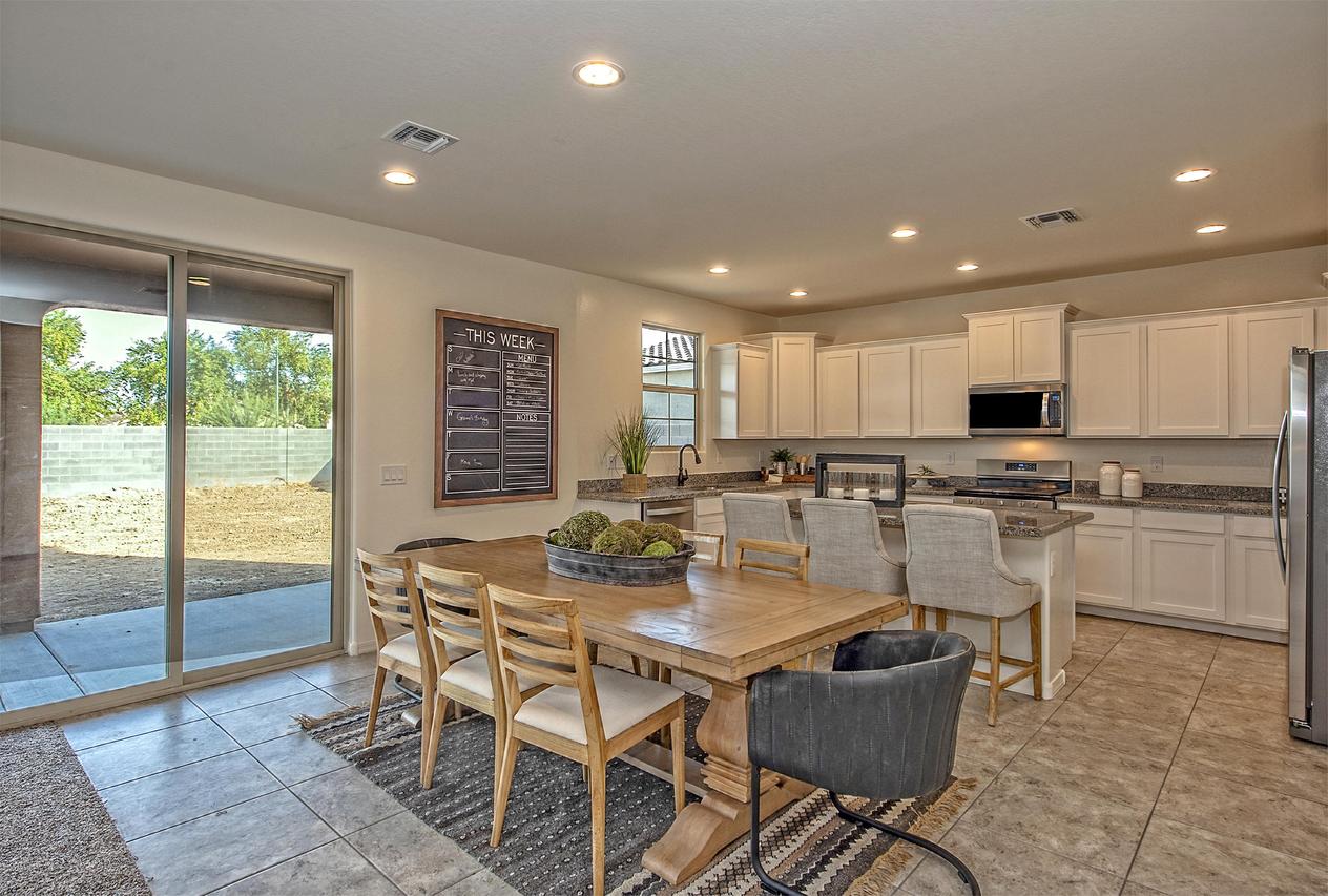 12376 W Chase Ln., Avondale, AZ 85323