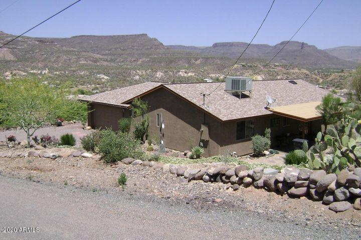 33325 S Summit Dr., Black Canyon City, AZ 85324