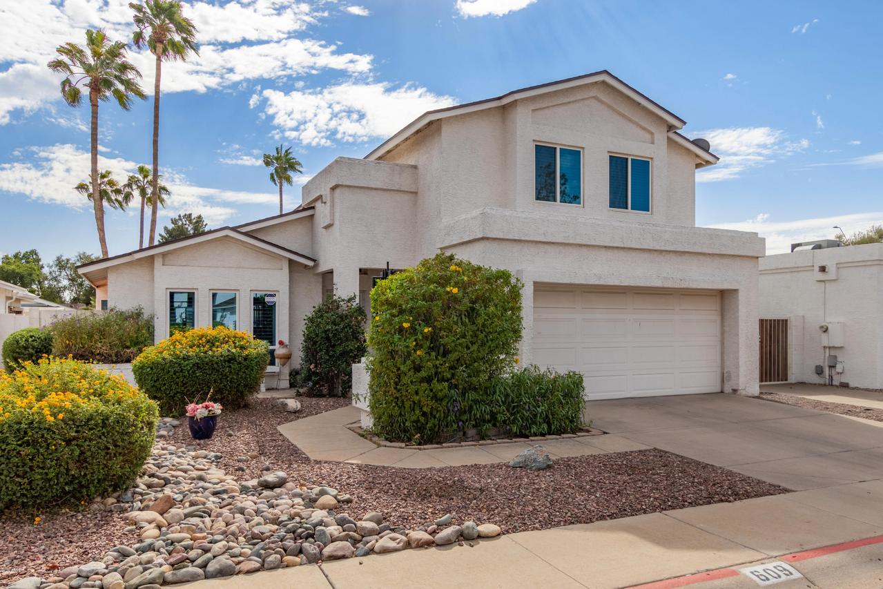 609 W Grandview Rd., Phoenix, AZ 85023