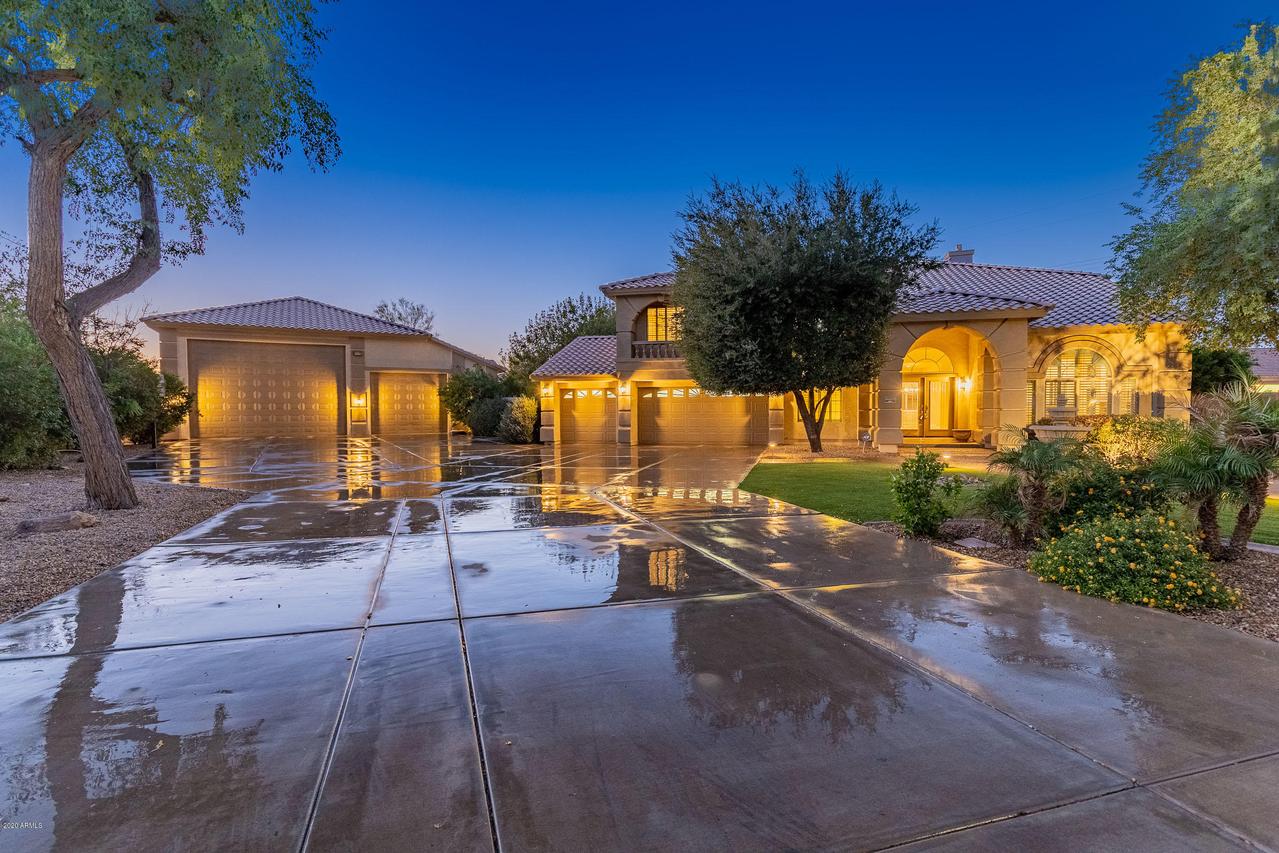 24922 N 80th Ln., Peoria, AZ 85383