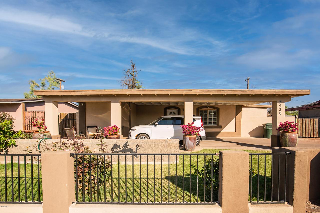 7536 W Mitchell Dr., Phoenix, AZ 85033