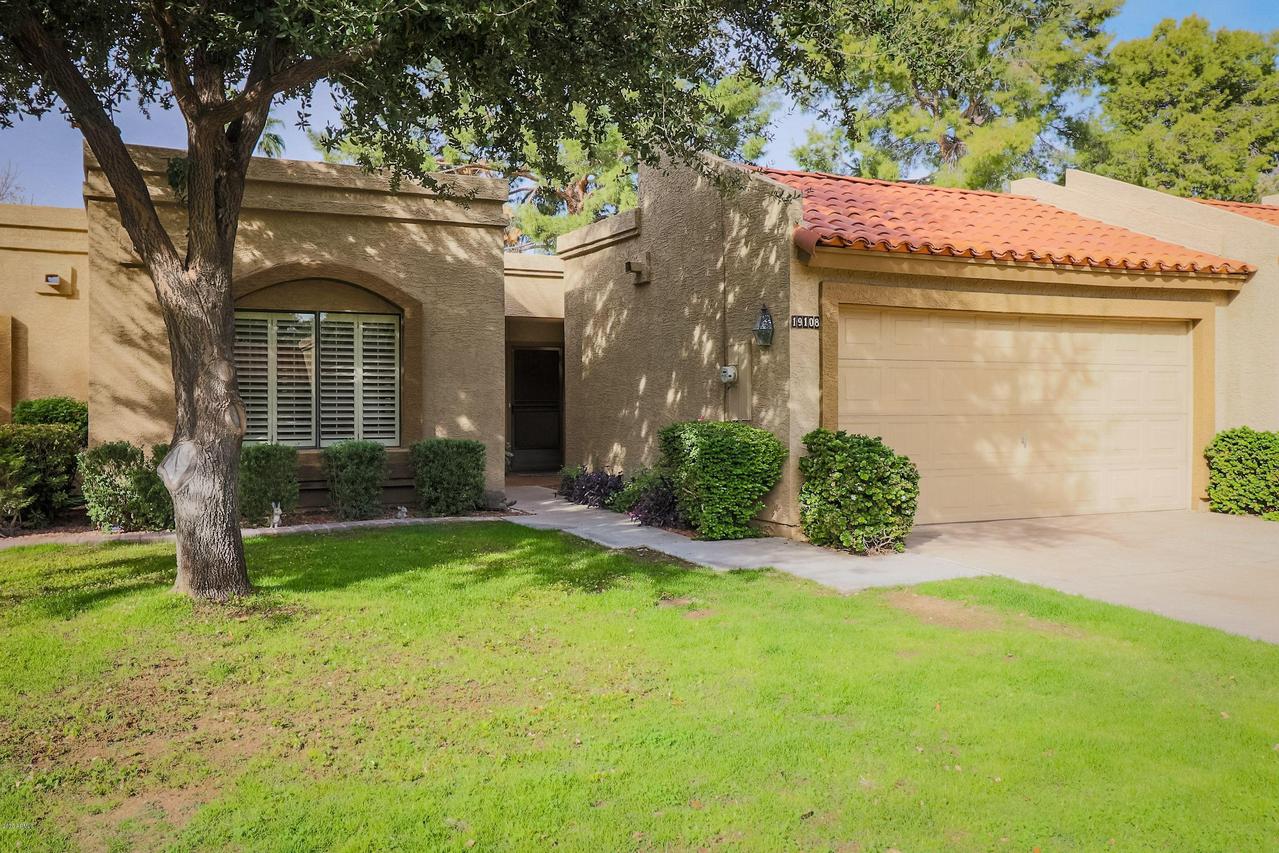 19108 N 97th Ln., Peoria, AZ 85382
