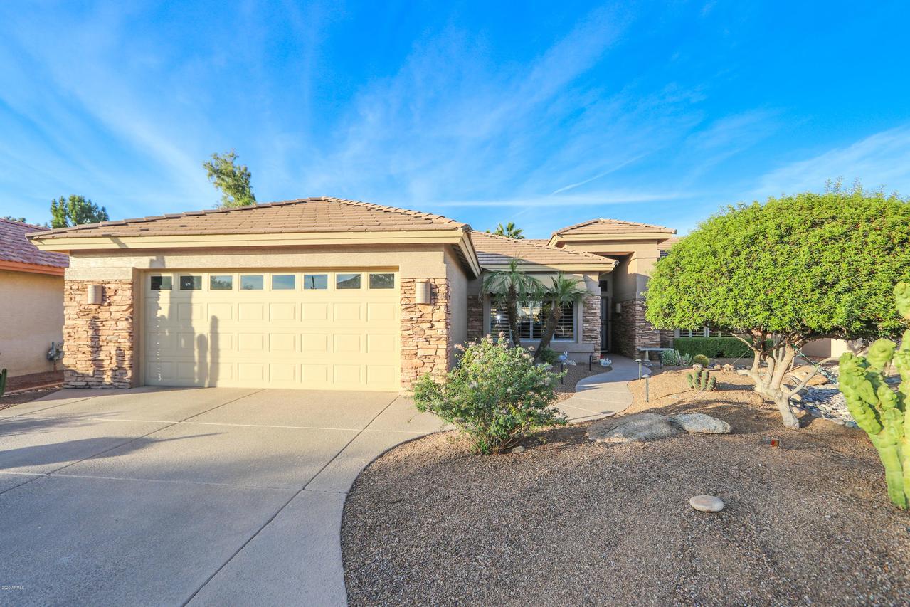 10064 E Copper Dr., Sun Lakes, AZ 85248