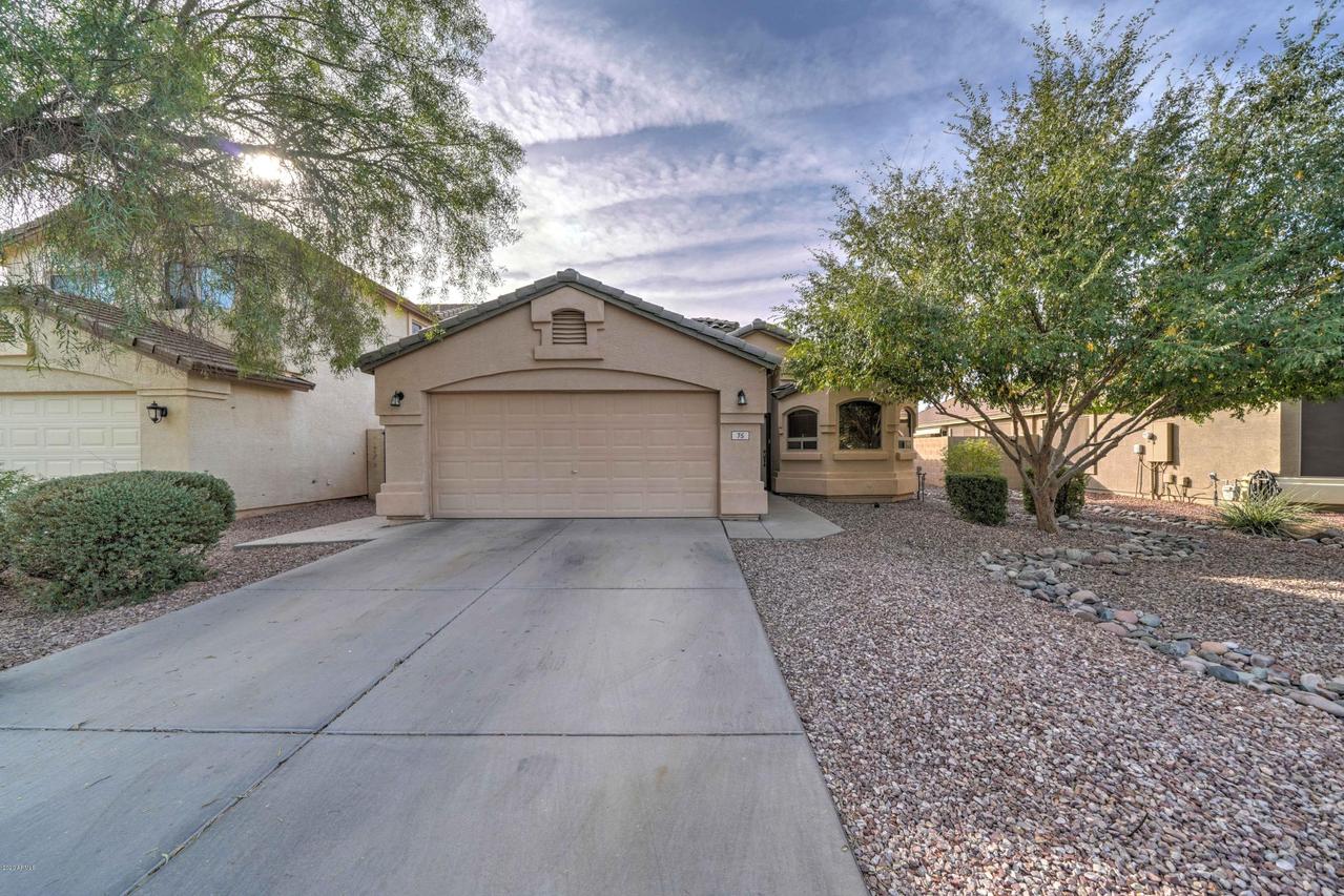 75 W Dexter Way, San Tan Valley, AZ 85143