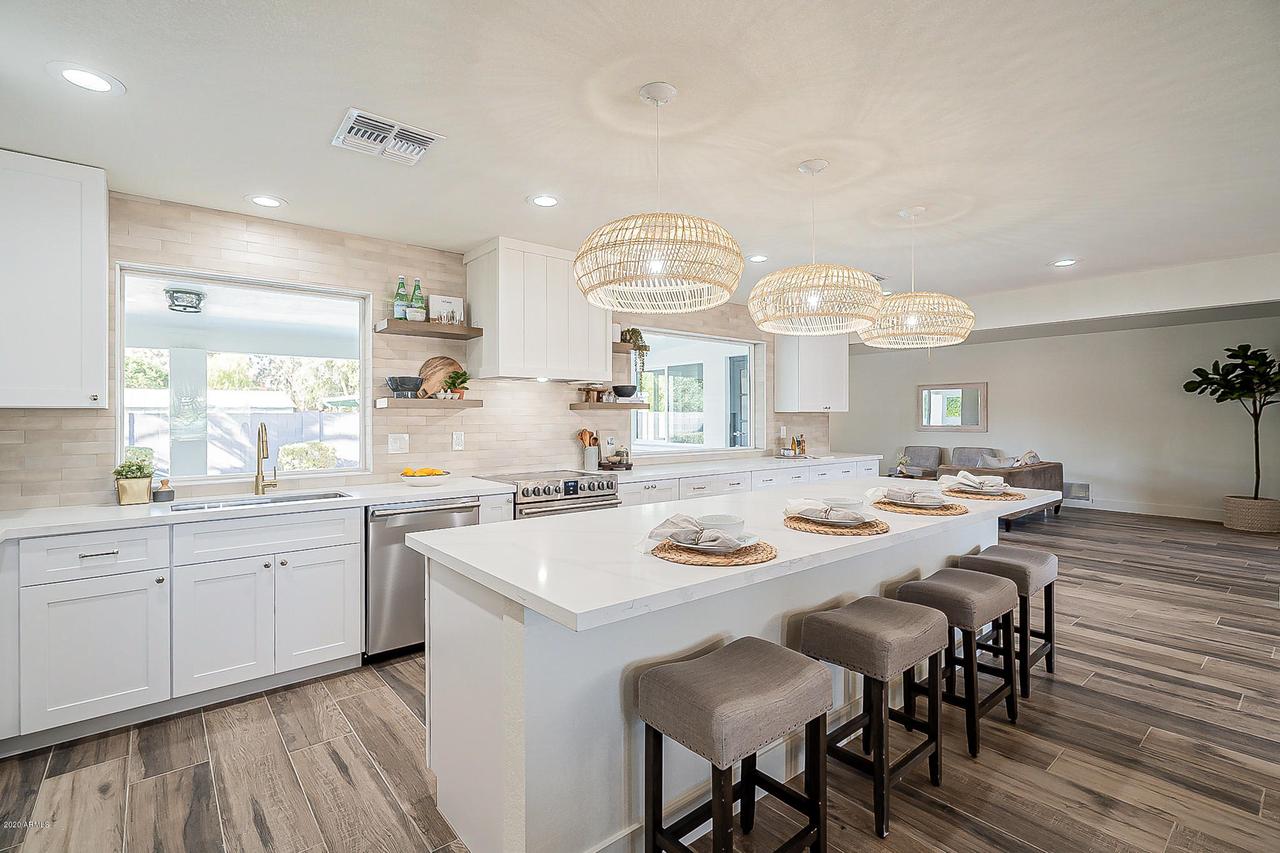 1102 N Diane St., Mesa, AZ 85203