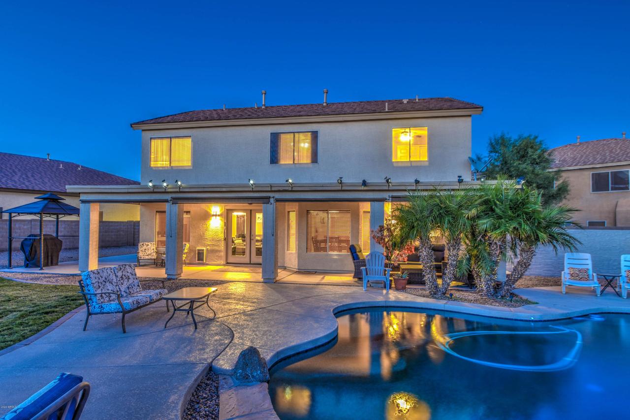 791 E Rolls Cir., San Tan Valley, AZ 85143