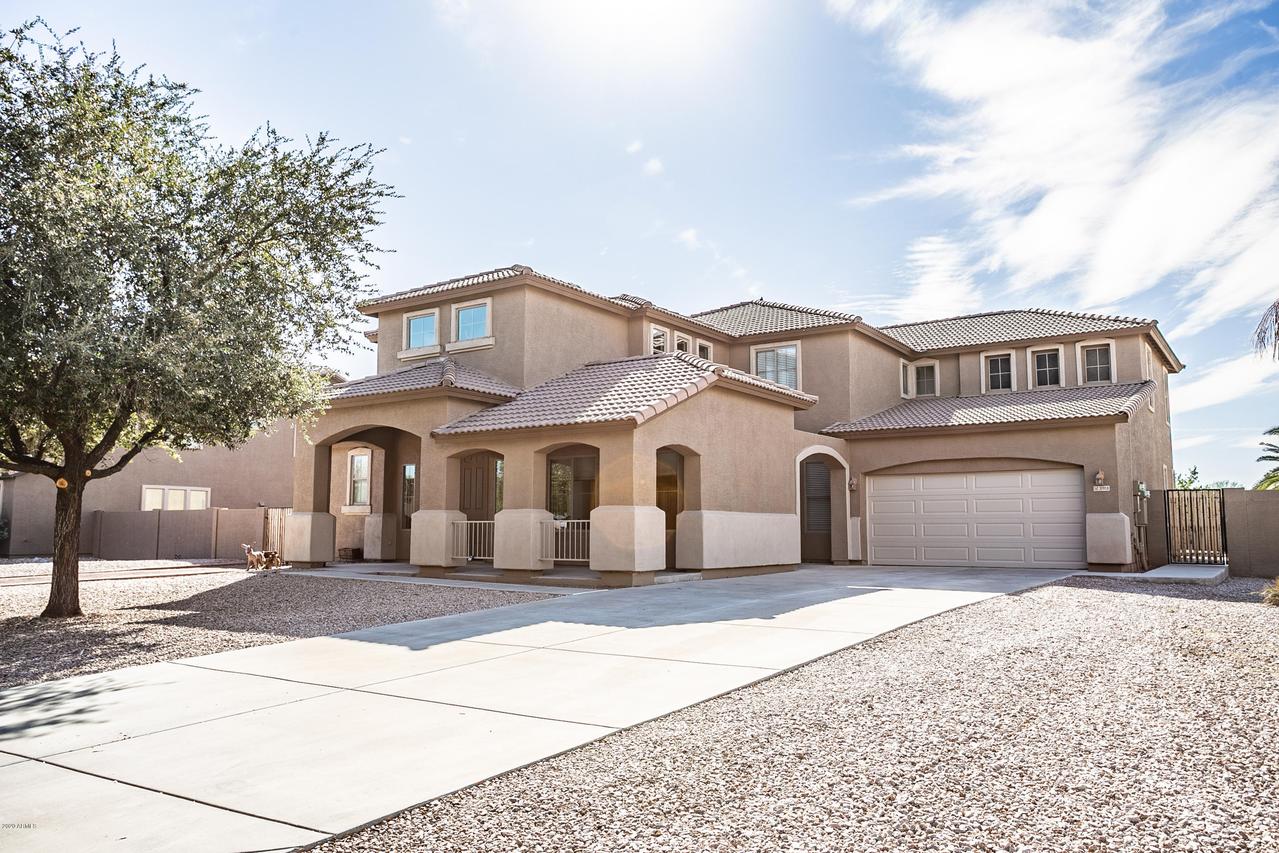 31918 N Caspian Way, San Tan Valley, AZ 85143