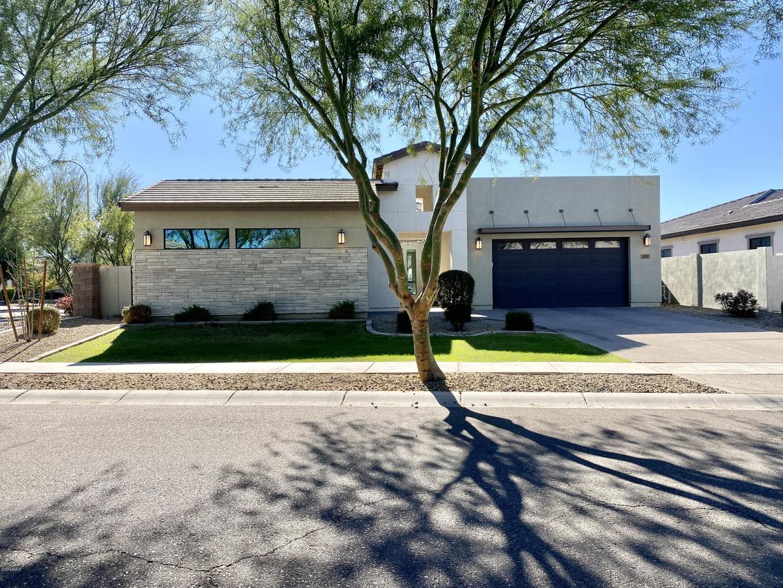 3831 E Horseshoe Pl., Chandler, AZ 85249