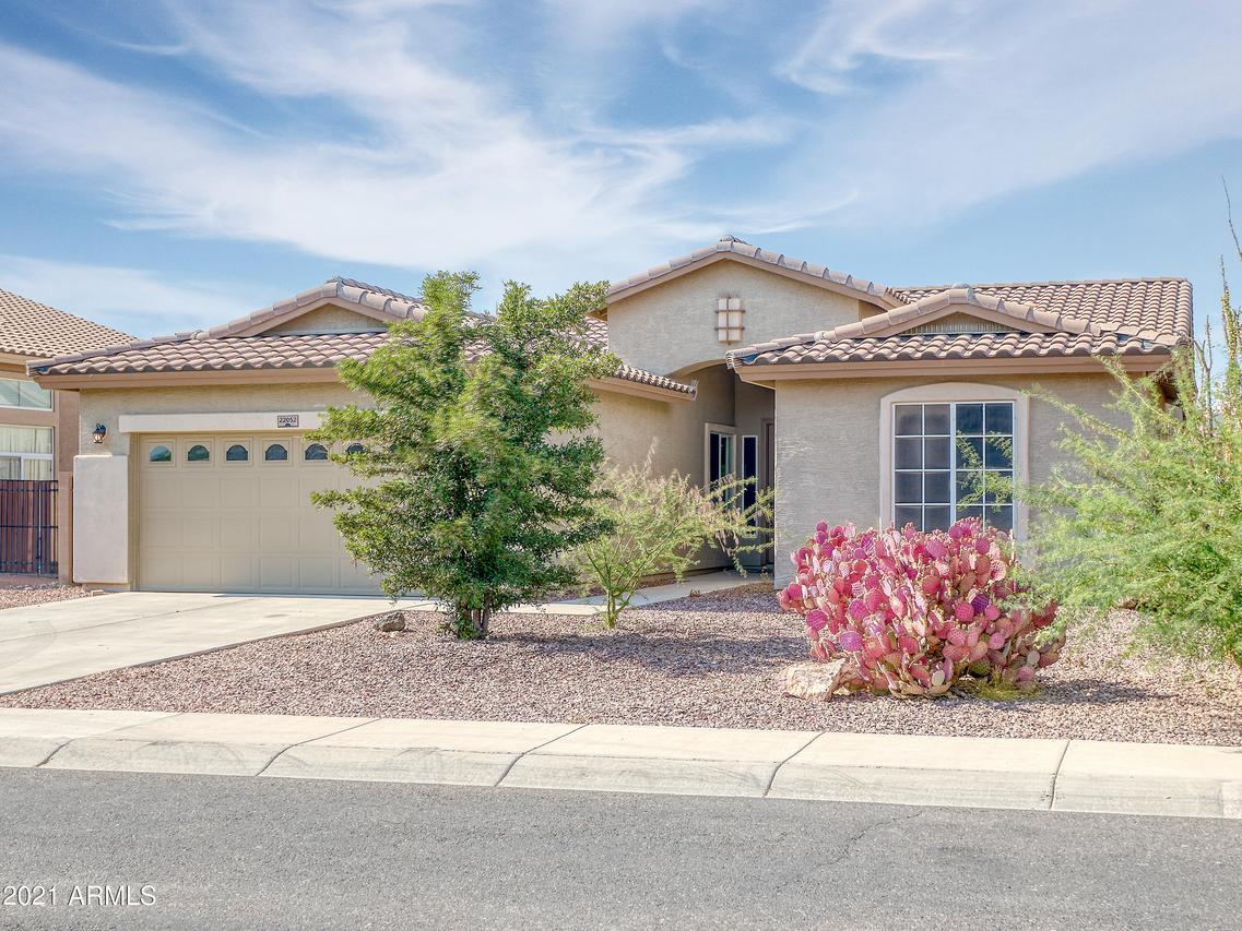 22052 W Moonlight Path, Buckeye, AZ 85326