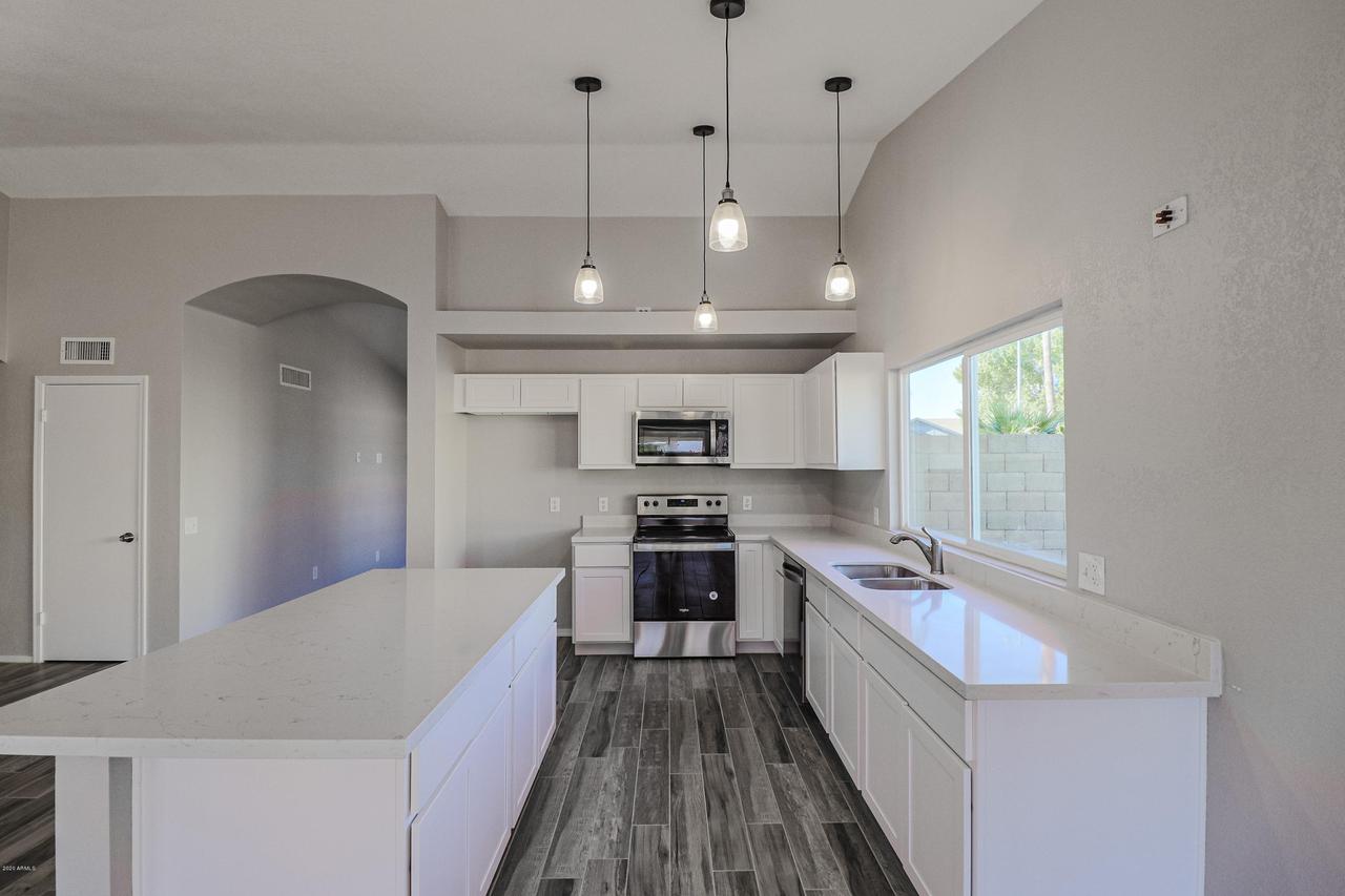 20817 N 32nd Dr., Phoenix, AZ 85027