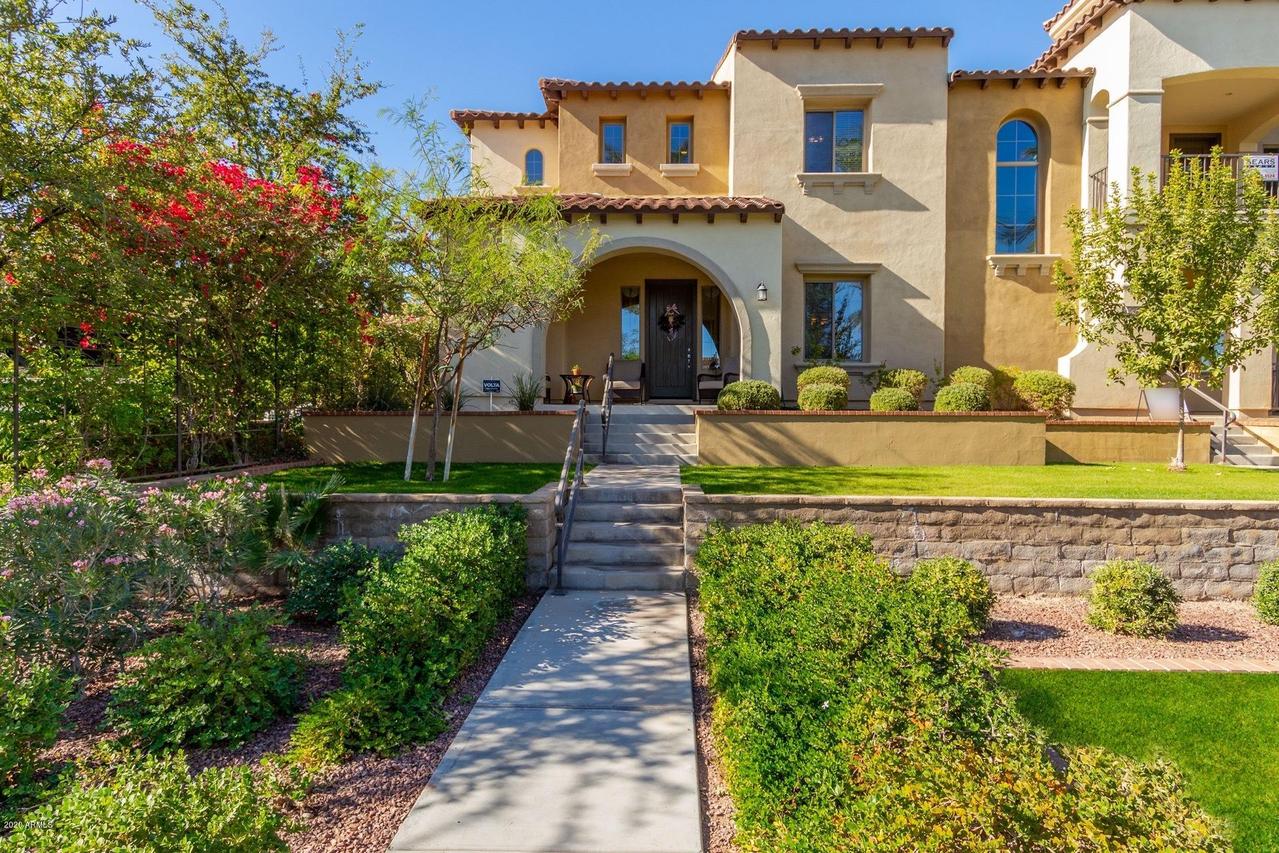 4280 N Verrado Way, Buckeye, AZ 85396
