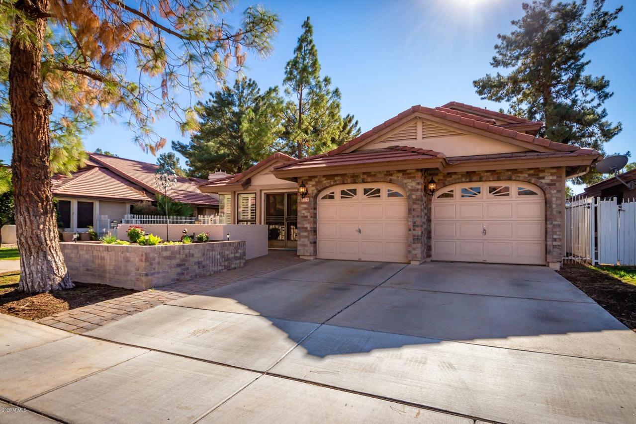 5739 W Del Rio St., Chandler, AZ 85226