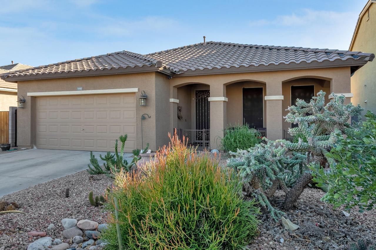1193 W Desert Glen Dr., San Tan Valley, AZ 85143