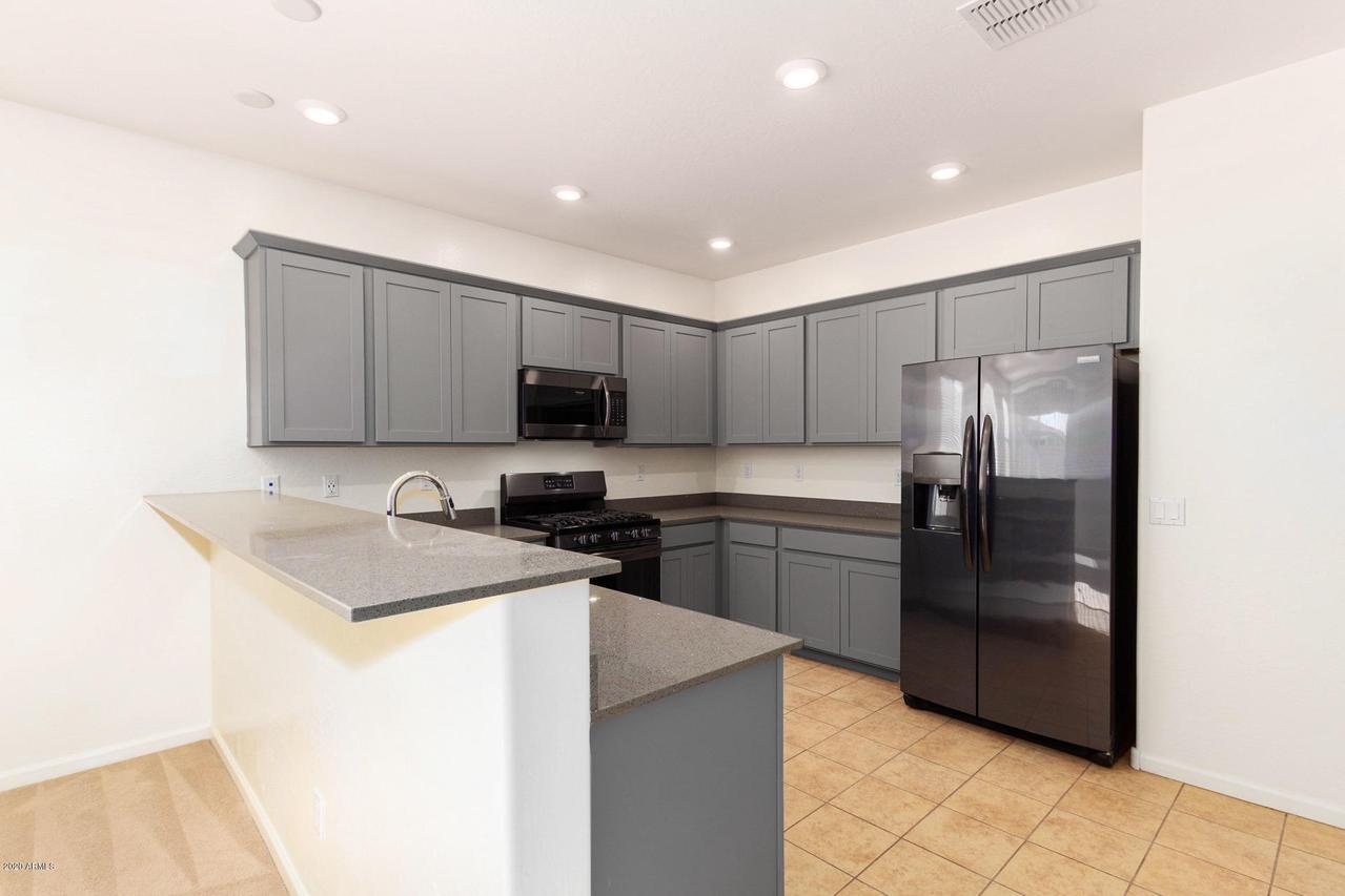 705 S 202nd Ln., Buckeye, AZ 85326