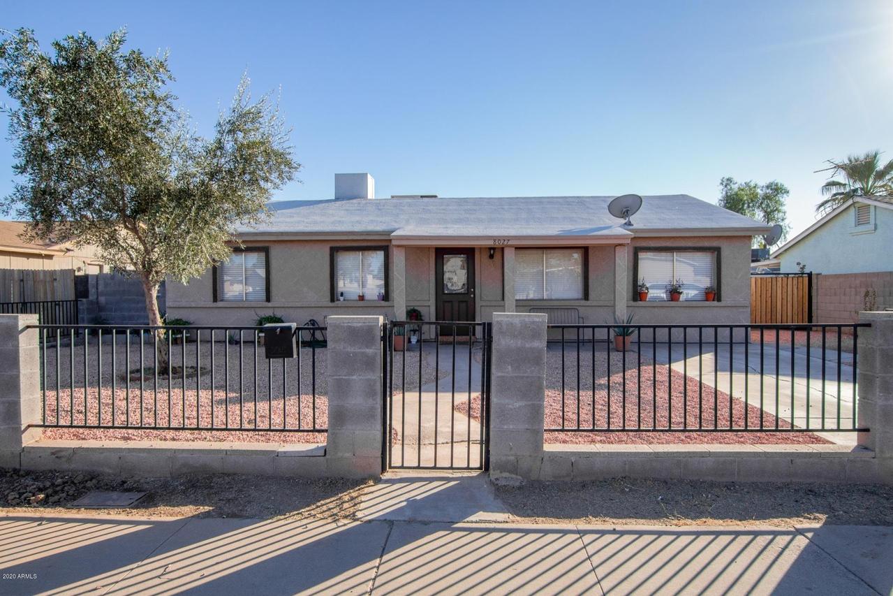 8027 W College Dr., Phoenix, AZ 85033