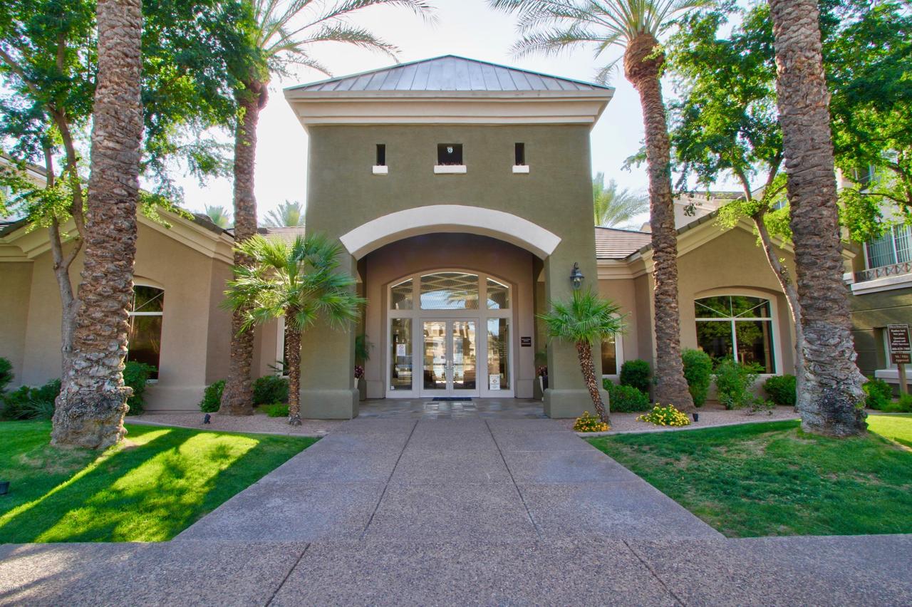 4455 E Paradise Village Pkwy. #1086, Phoenix, AZ 85032