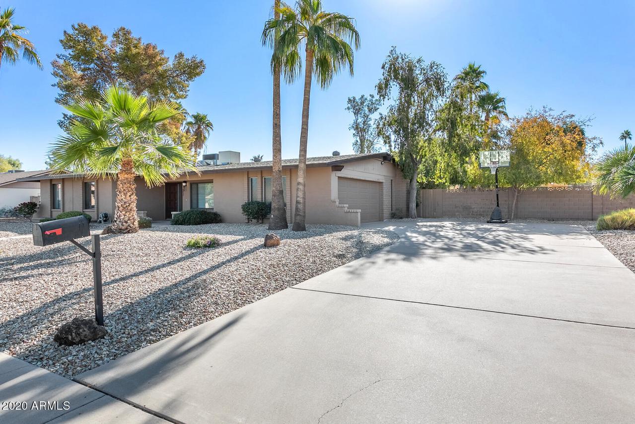 4039 E Mercer Ln., Phoenix, AZ 85028