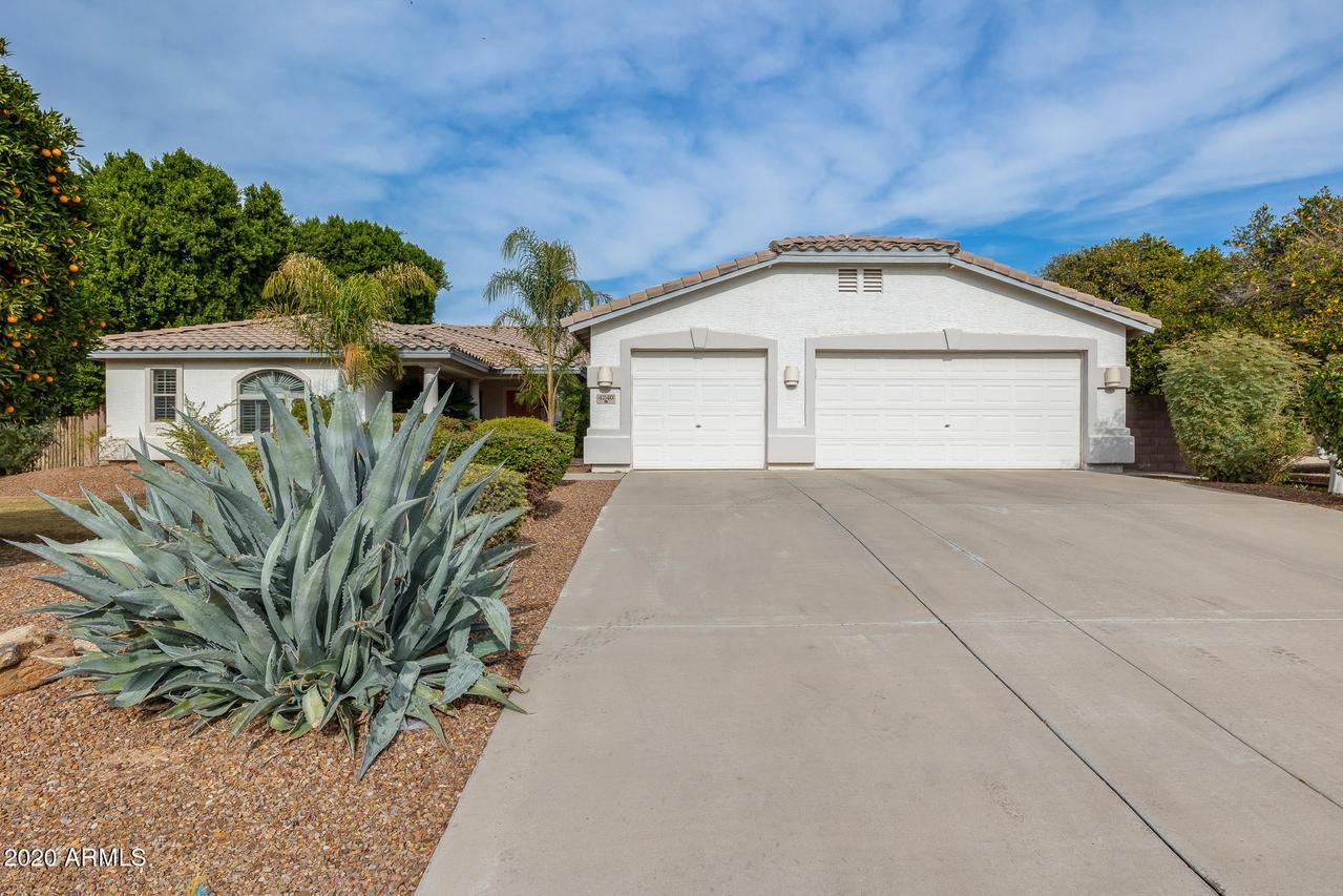 4240 E Fox St., Mesa, AZ 85205