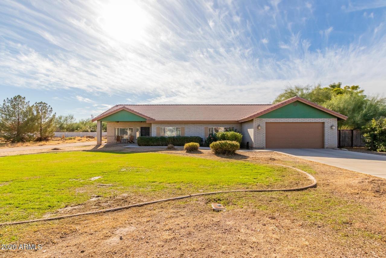 8747 E Winnston Cir., Mesa, AZ 85212