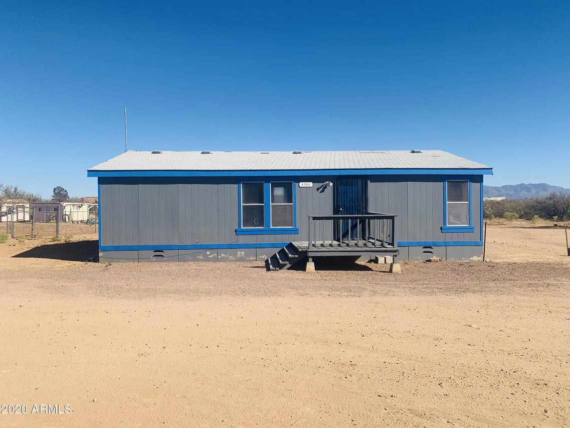 5785 S White Oak Ln., Hereford, AZ 85615