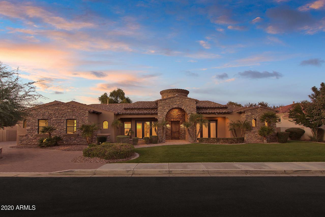 2120 E Kaibab Pl., Chandler, AZ 85249