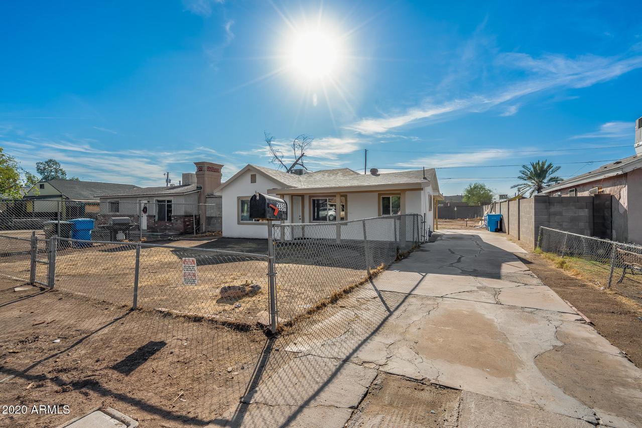 2339 W Pima St., Phoenix, AZ 85009