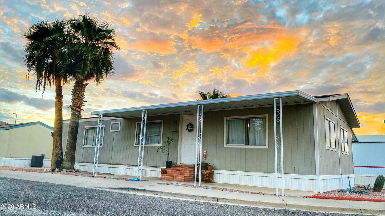 801 W Summerside Rd., Phoenix, AZ 85041