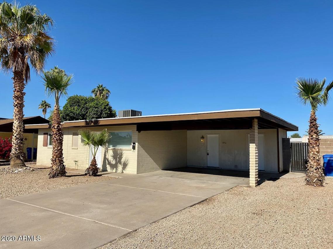 2214 W Larkspur Dr., Phoenix, AZ 85029