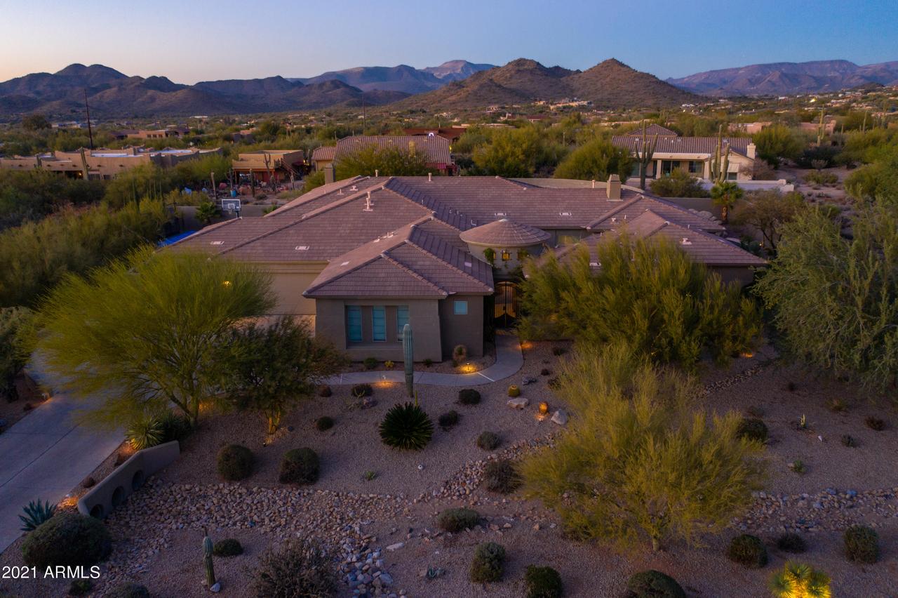 5650 E Villa Cassandra Way, Carefree, AZ 85377