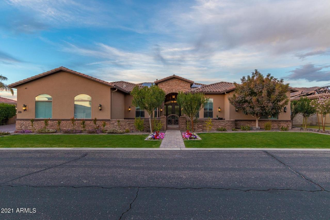 6512 W Avenida Del Sol, Glendale, AZ 85310