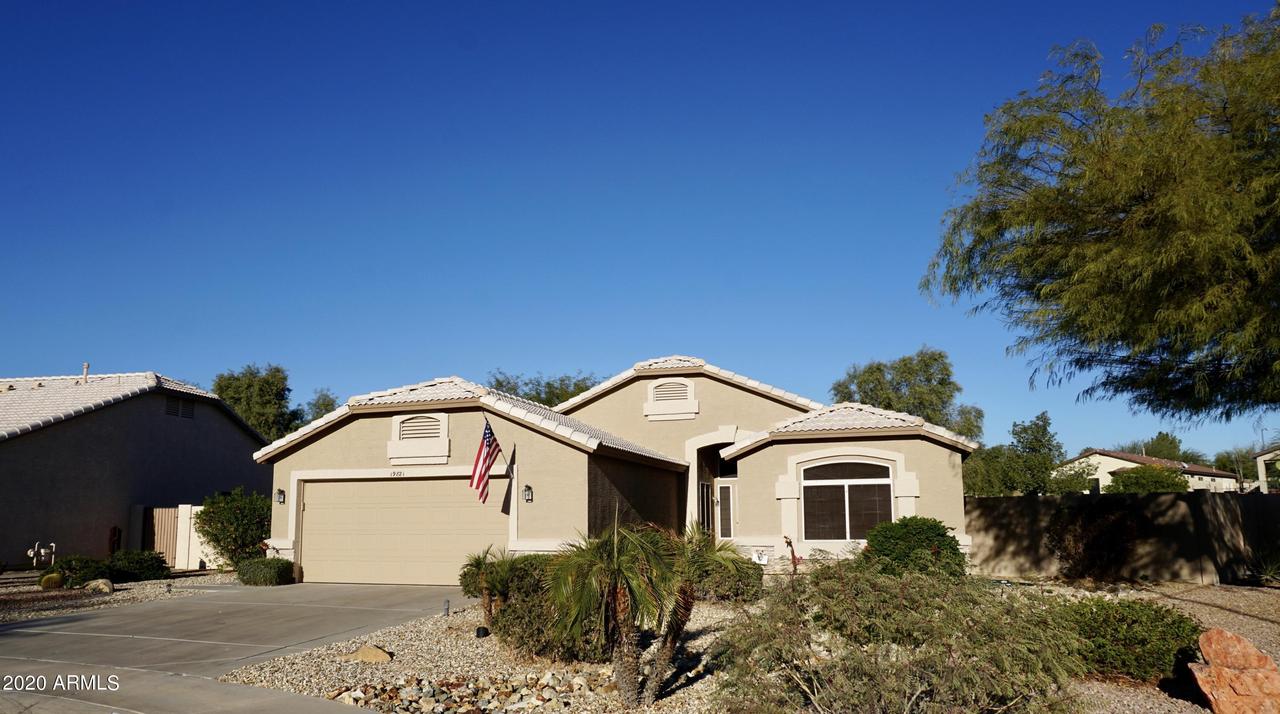 19821 N 108th Ln., Sun City, AZ 85373