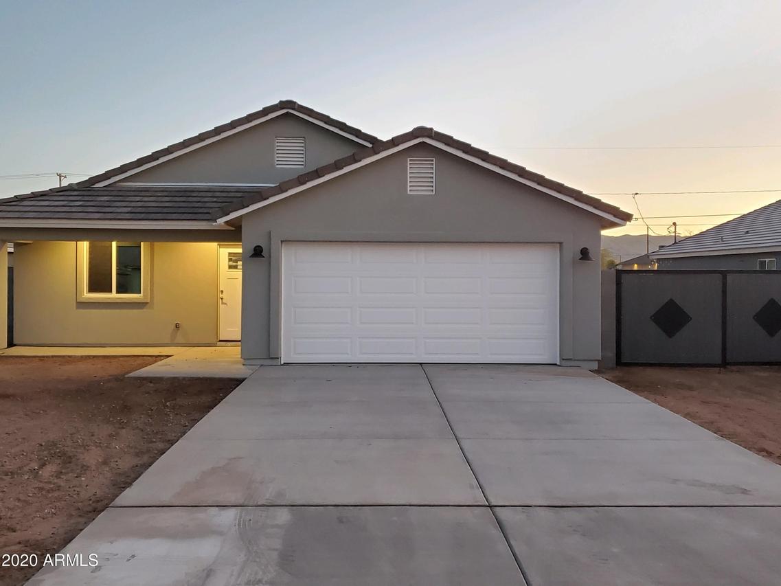 2753 E Pueblo Ave., Phoenix, AZ 85040