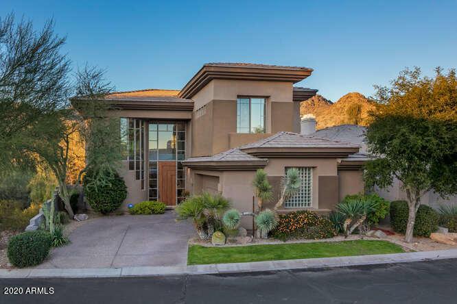 3016 E Squaw Peak Cir., Phoenix, AZ 85016