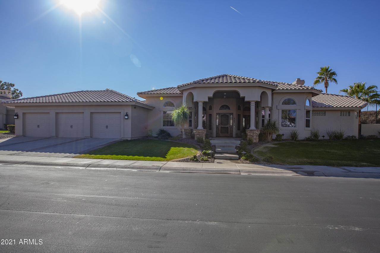 8131 E Kalil Dr., Scottsdale, AZ 85260